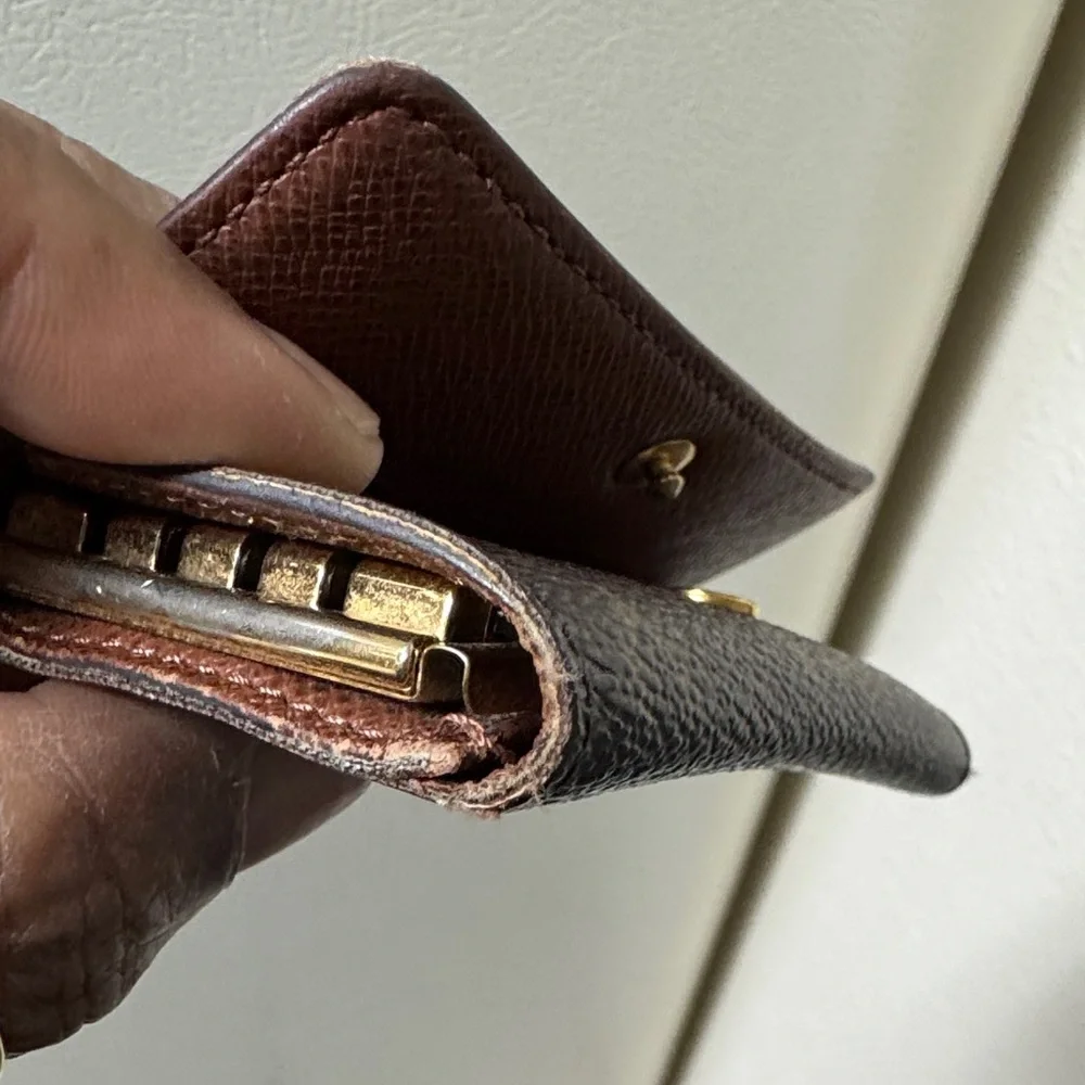 Louis Vuitton Monogram Canvas Key Pouch in Brown with Gold Snap - Picture 14 of 16